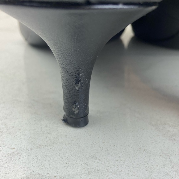 Life Stride Classic Black Heels - Picture 10 of 12